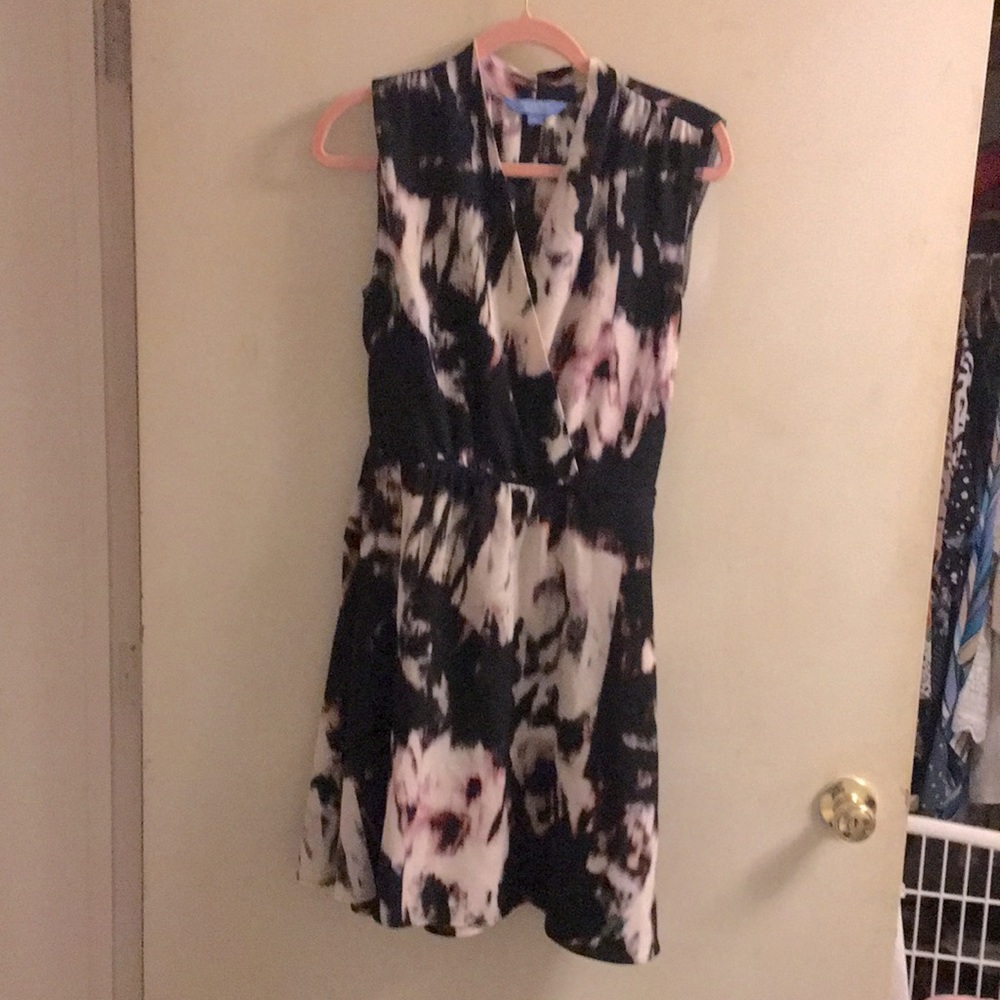 Gorgeous abstract dress